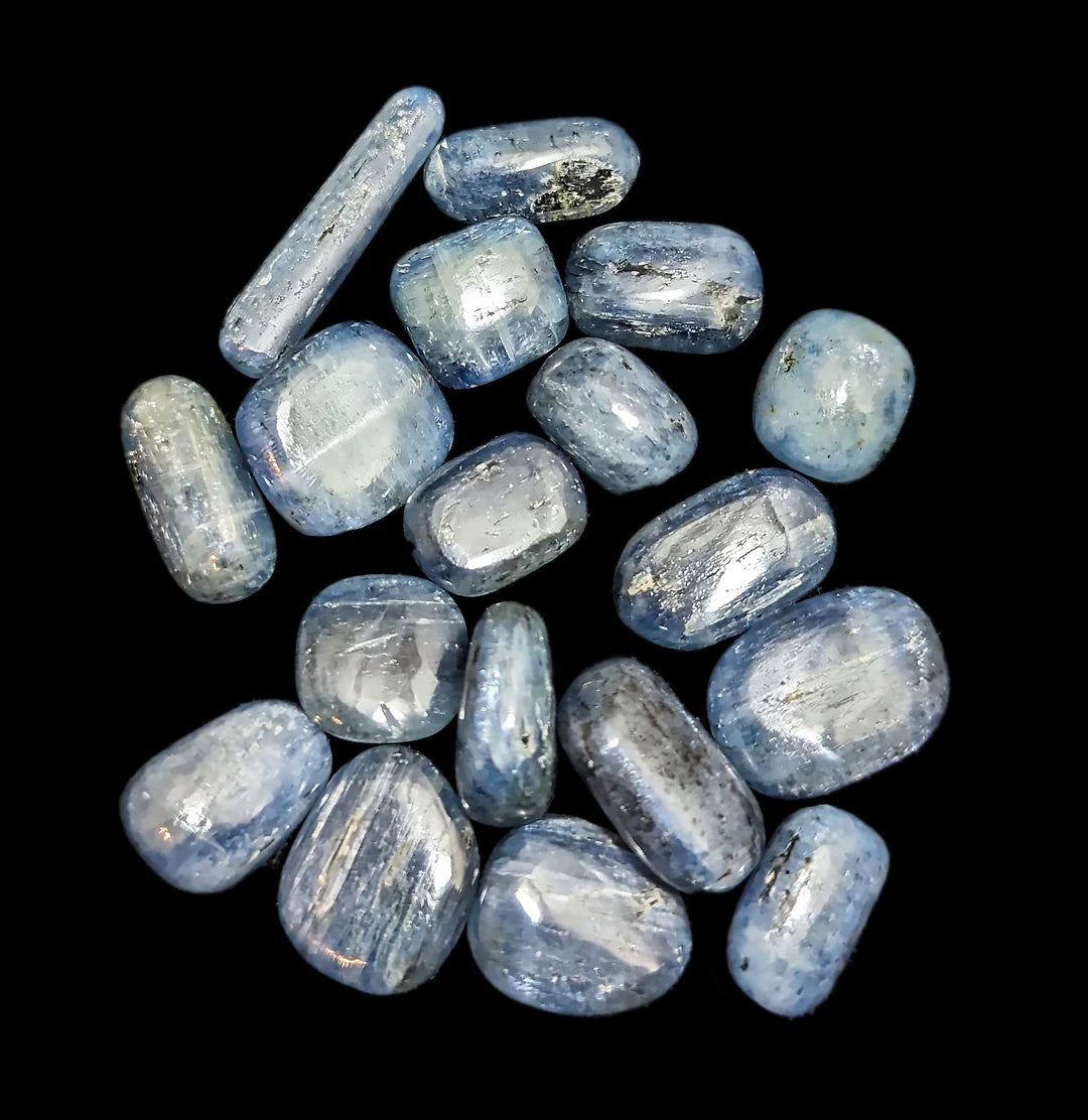 Kyanite Gemstone